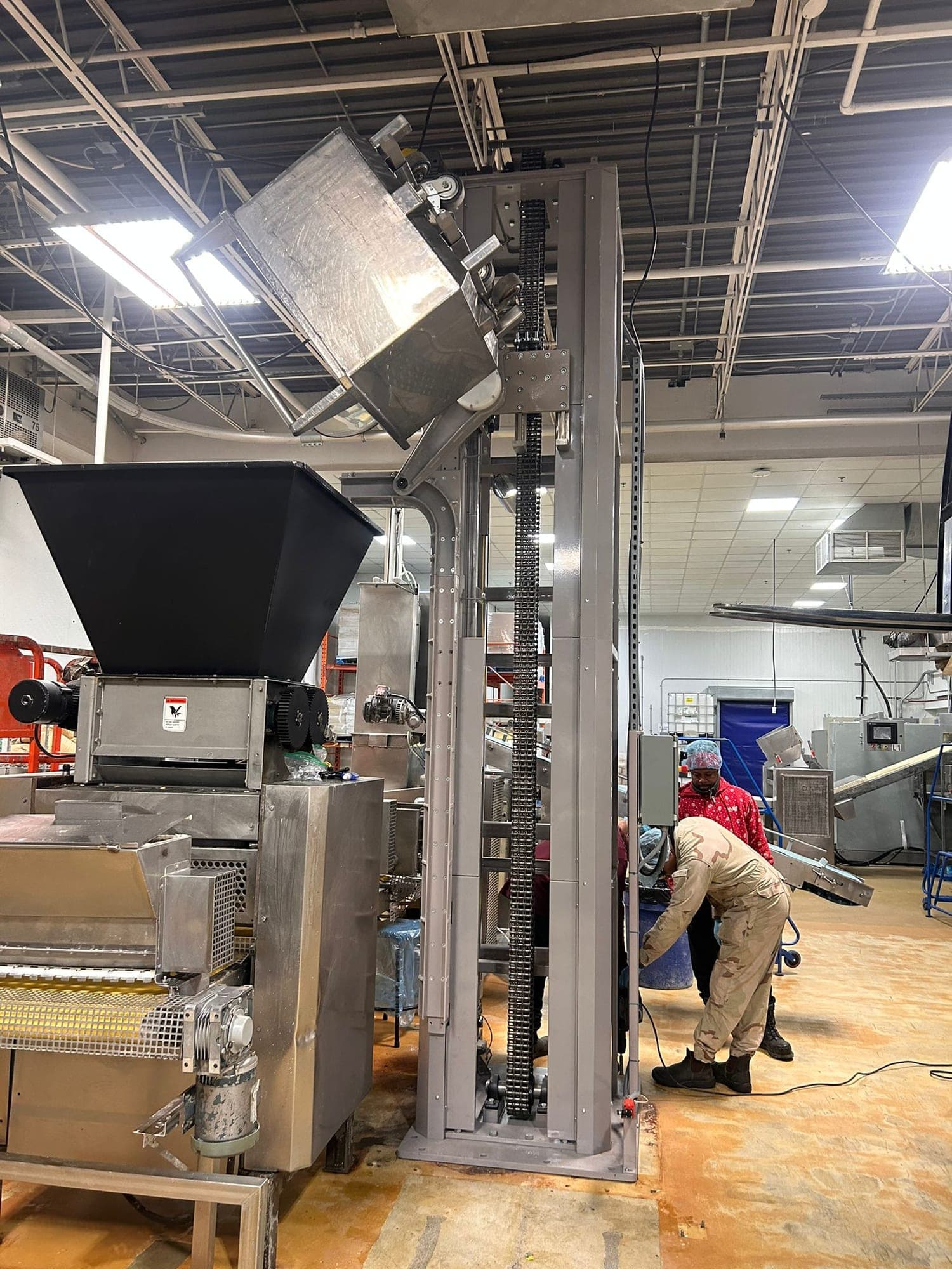 2000 lb Bucket Lifter — image 5 of 8