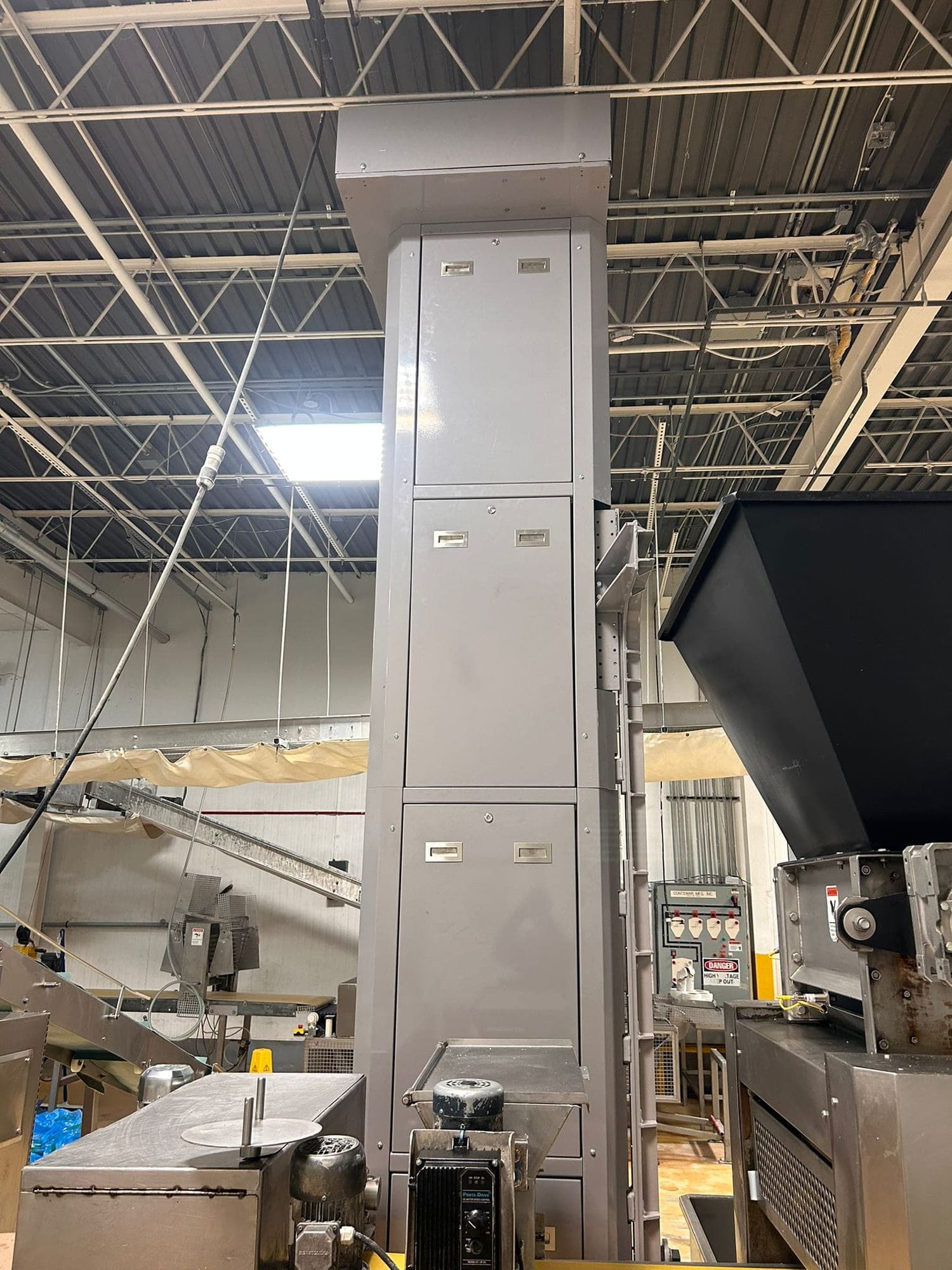 2000 lb Bucket Lifter — image 8 of 8