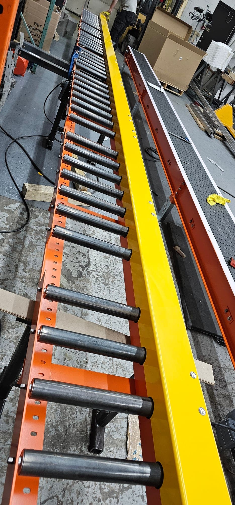 Heavy-Duty Roller Conveyor — image 5 of 6
