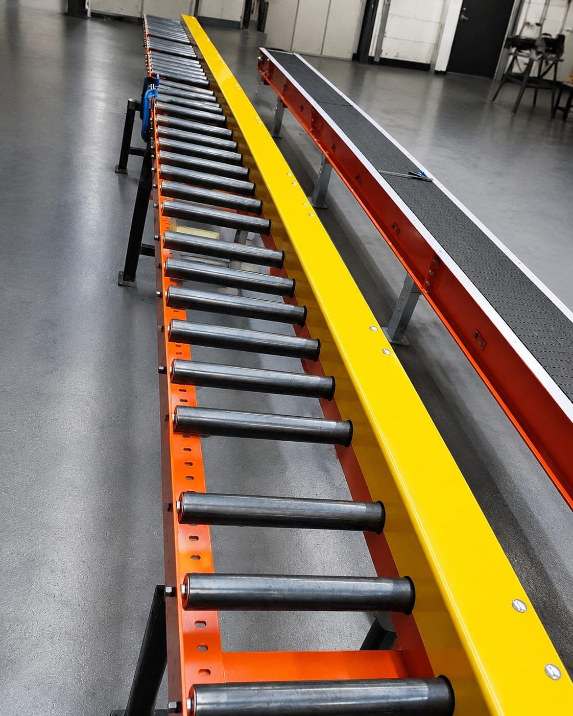 Heavy-Duty Roller Conveyor — image 6 of 6